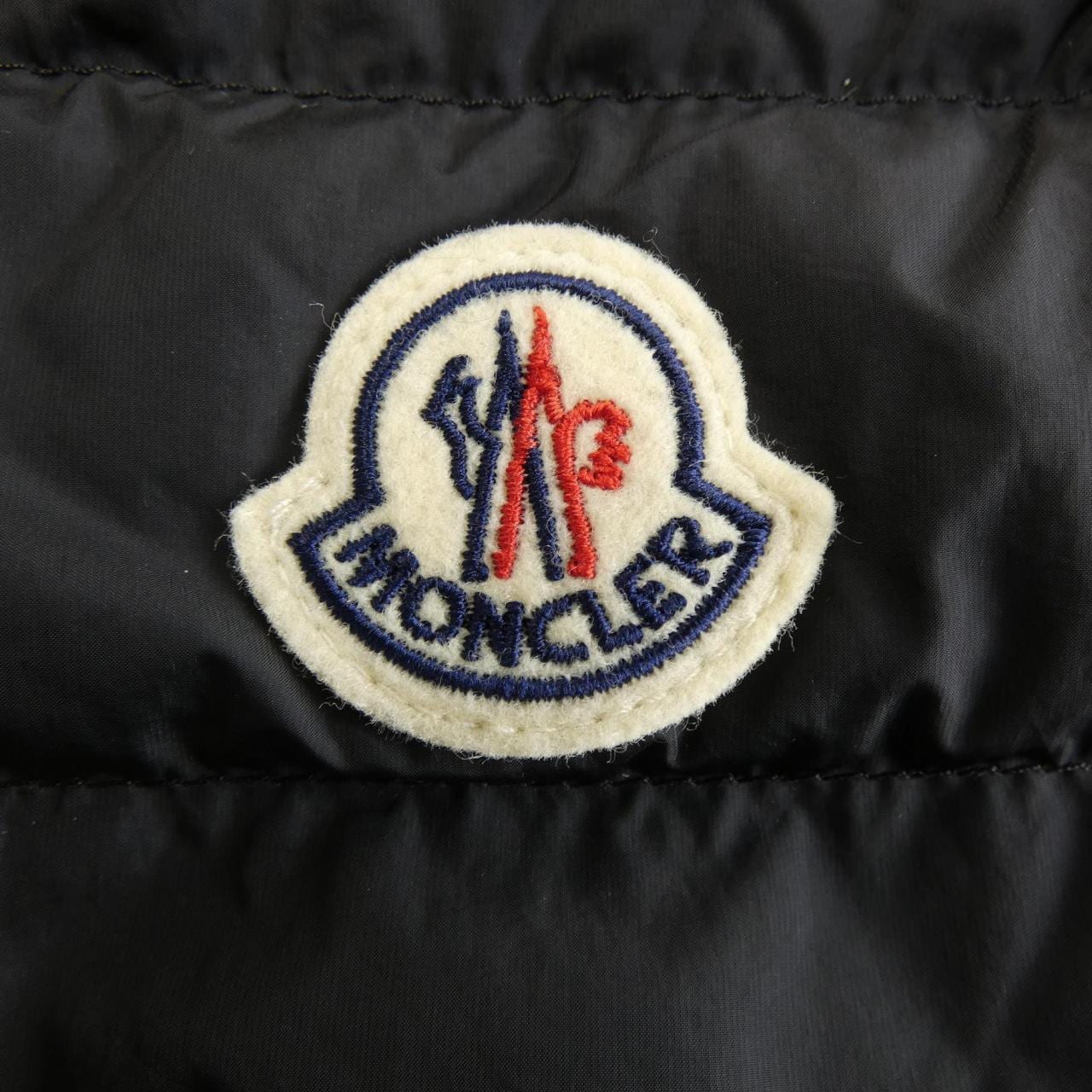 【新品】モンクレール MONCLER ダウンジャケット