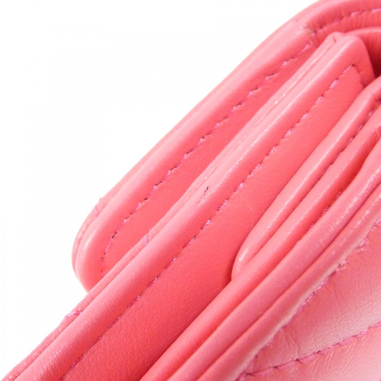 シャネル シャネル19 ライン AP0954 財布