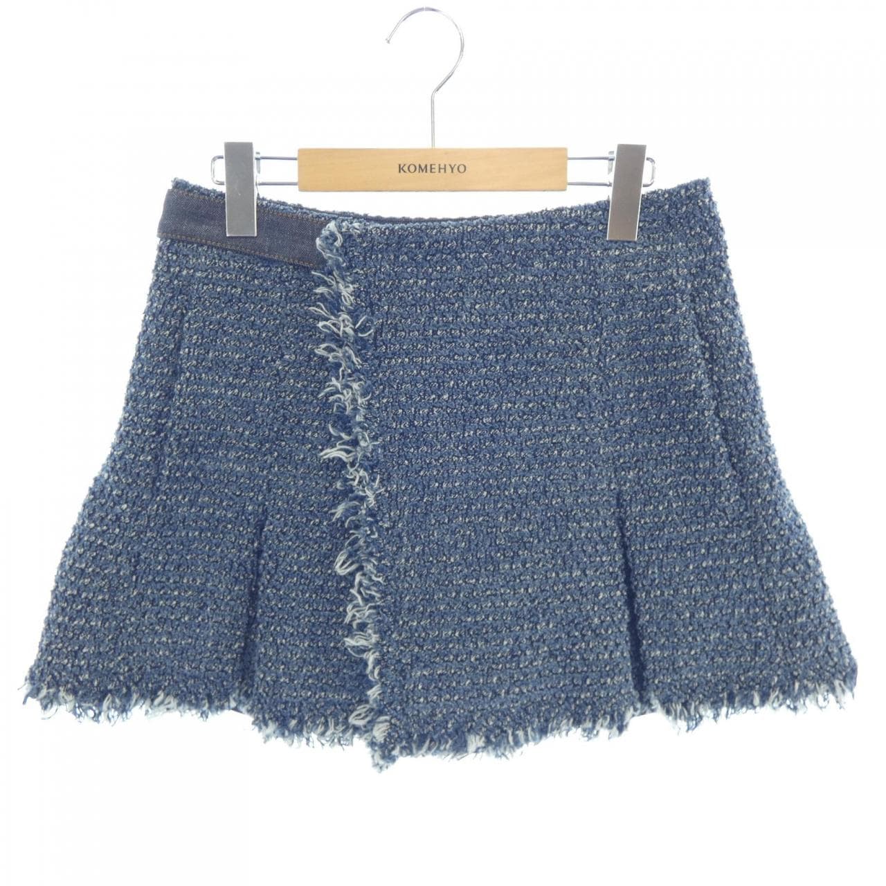 薩凱SACAI PLEATED DENIM SHORTS 25-07724短褲