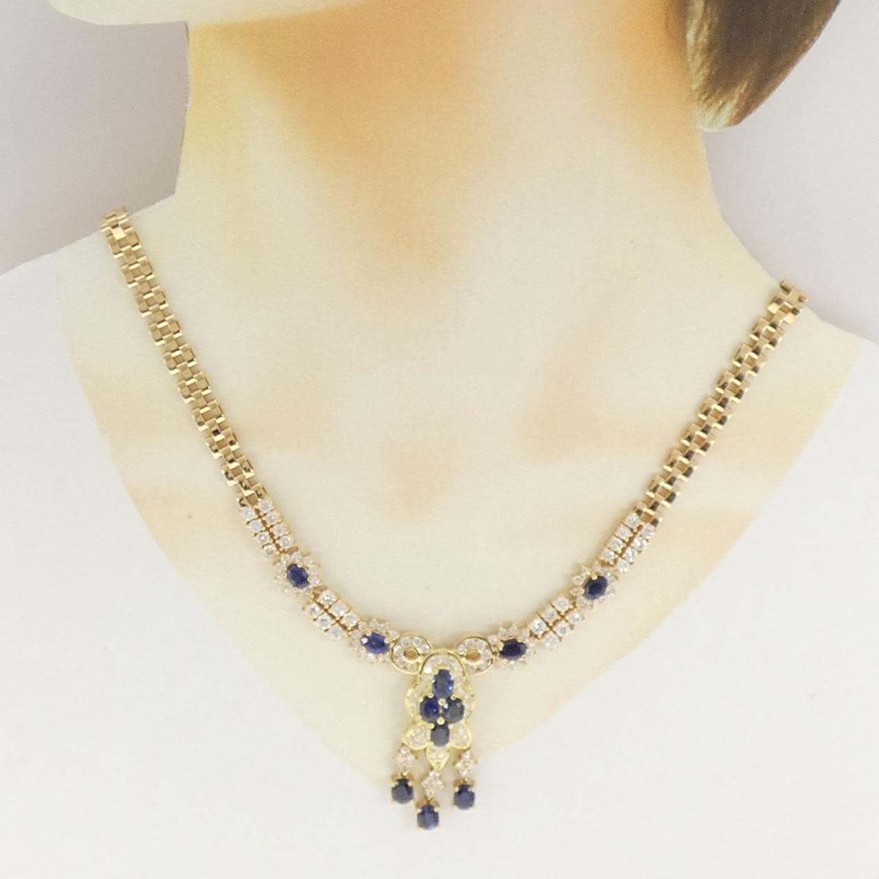 K18YG サファイヤ ネックレス 8.01CT