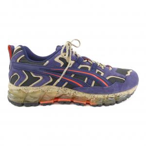 ASICS スニーカー