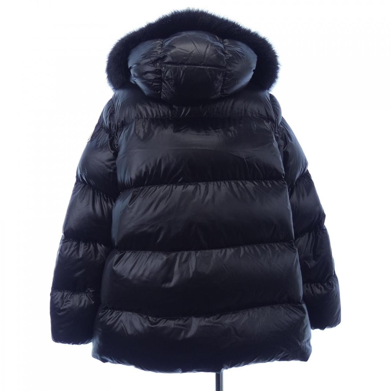 モンクレール MONCLER ダウンジャケット
