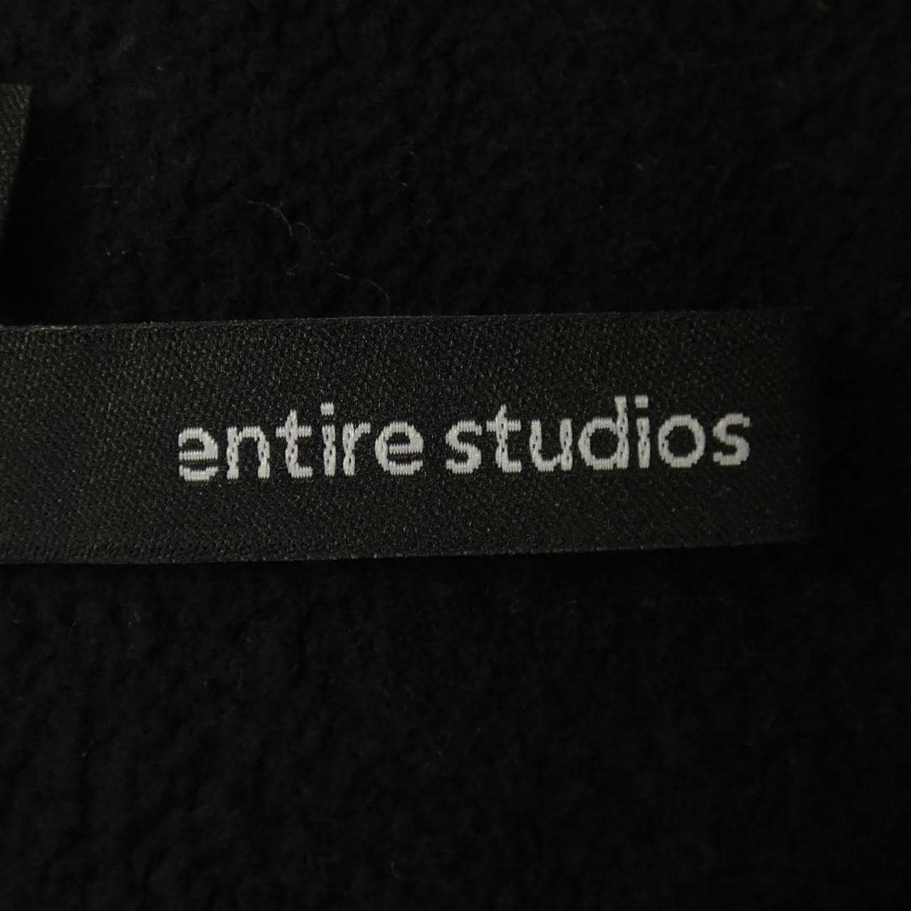 ENTIRE STUDIOS パーカー