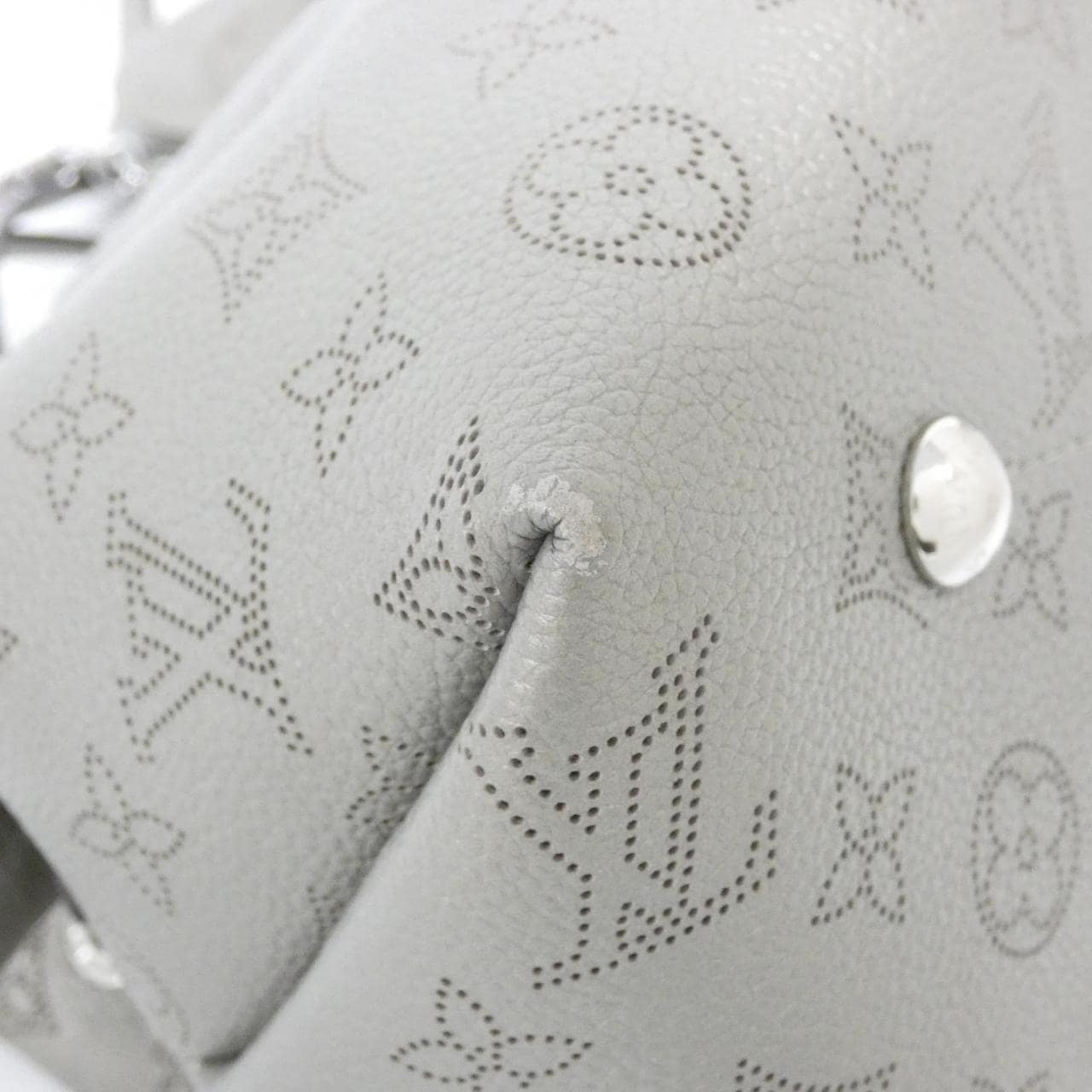 ルイヴィトン マヒナ ベラ M21008 ショルダーバッグ