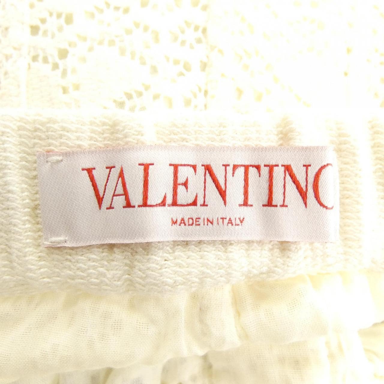 ヴァレンティノ VALENTINO XB3RF12T6U6 ショートパンツ