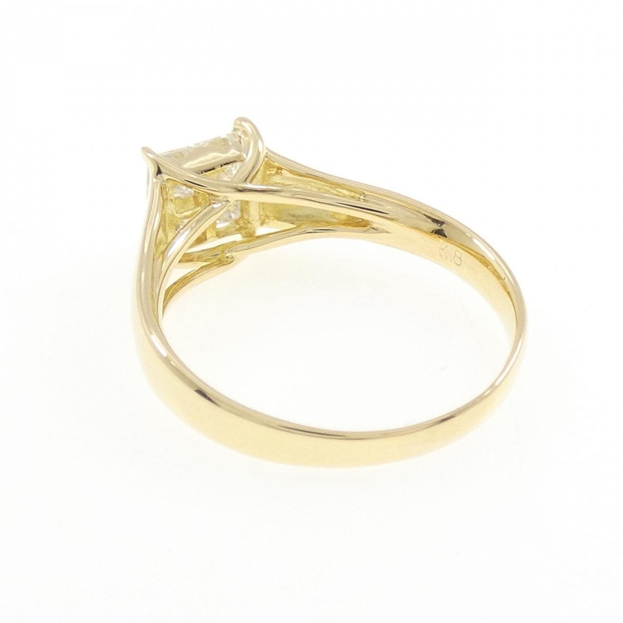 K18YG ダイヤモンド リング 0.70CT