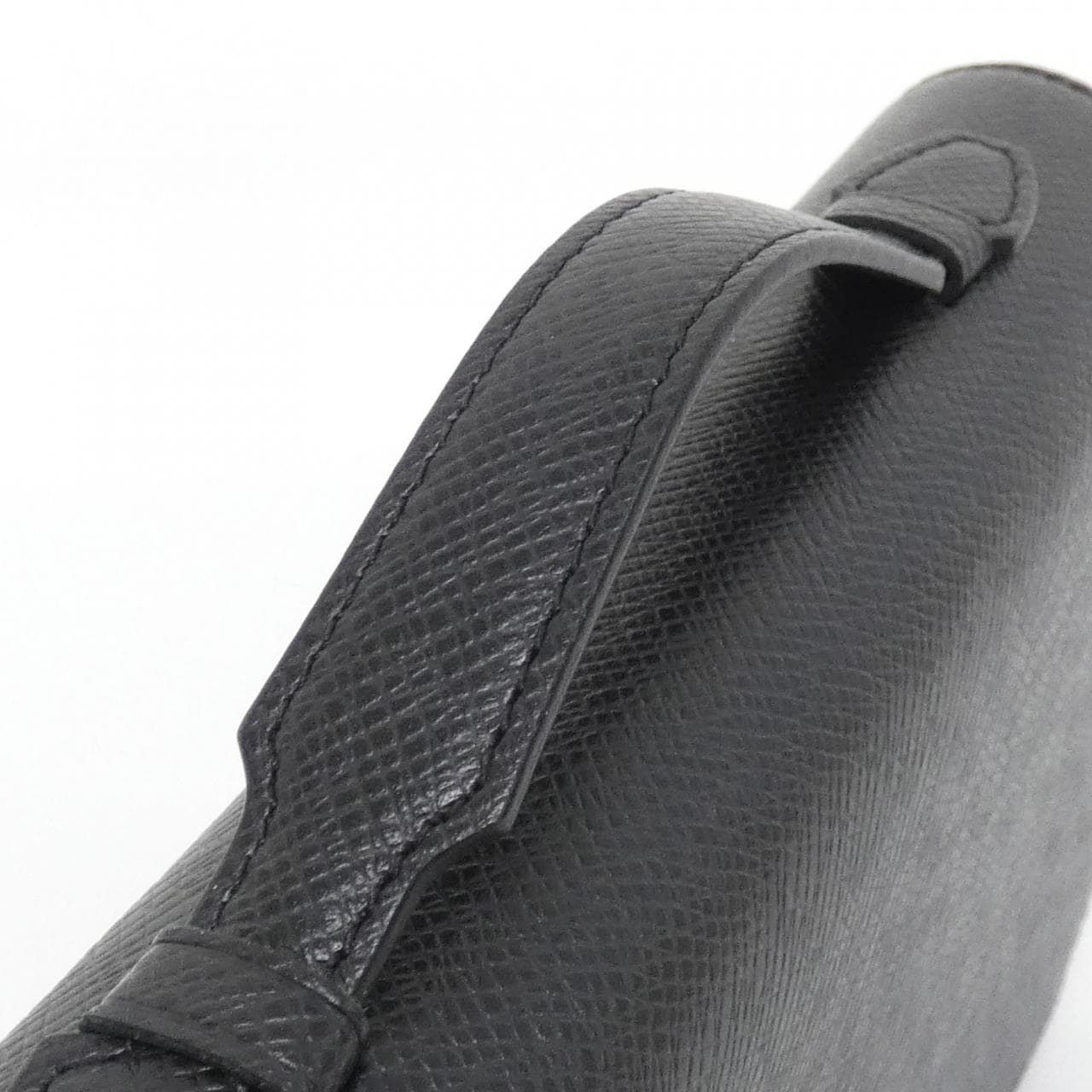 LOUIS VUITTON Taiga拉链XL M44275 钱包