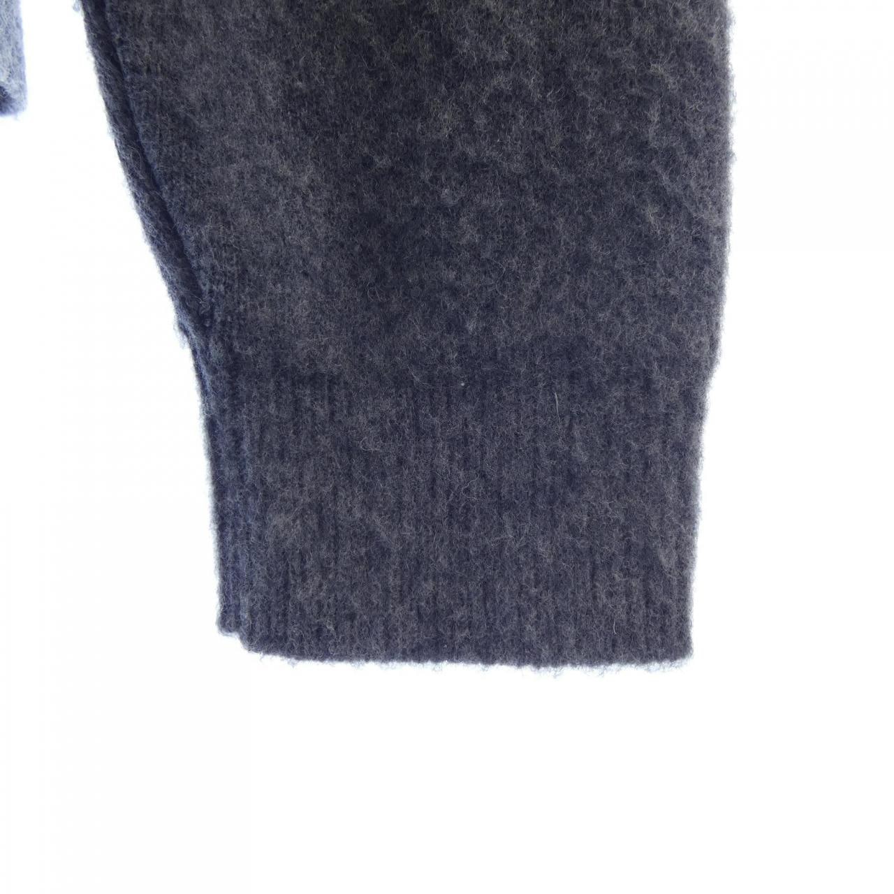 ヌメロヴェントゥーノ N°21 ニット