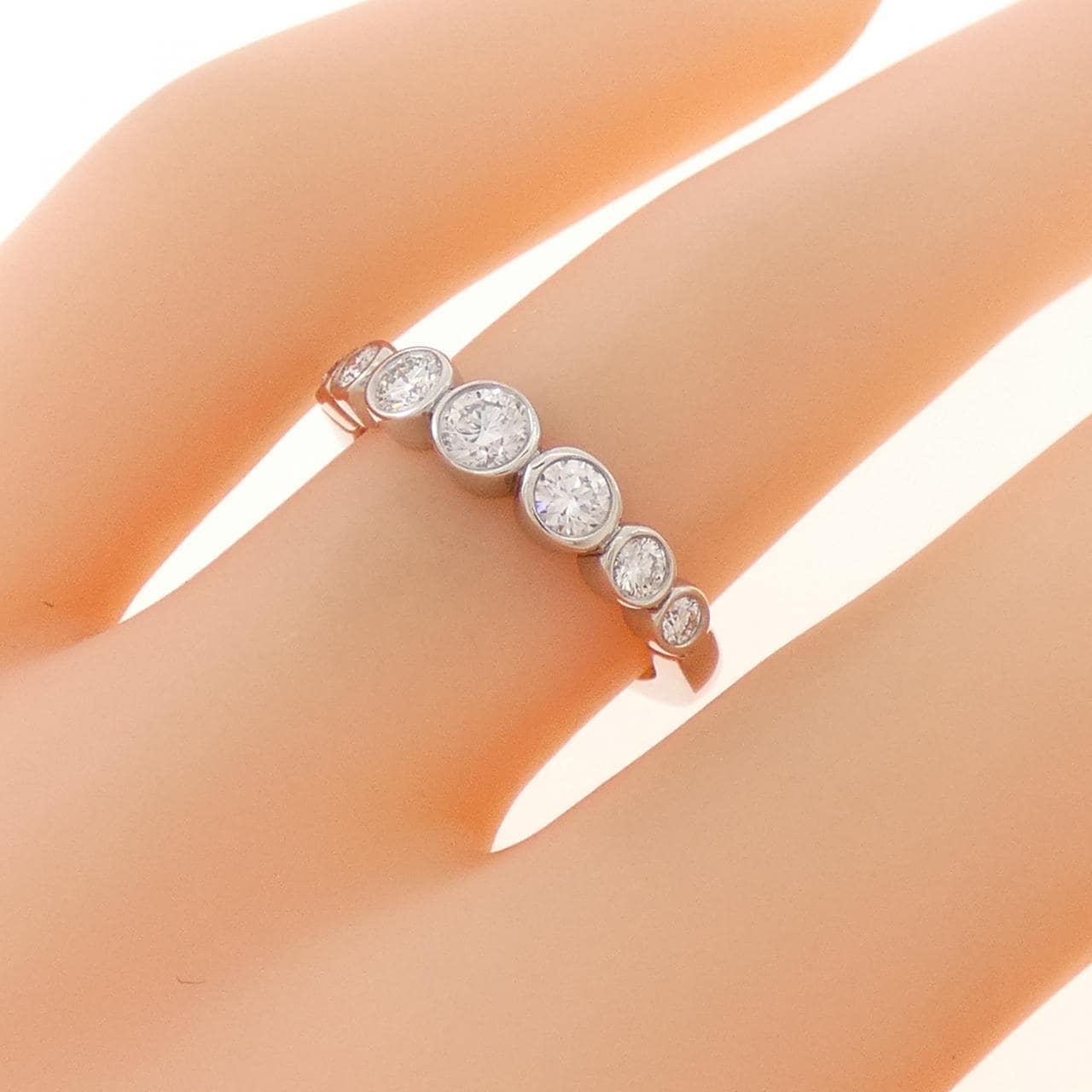 ティファニー ジャズ グラジュエイテッド リング