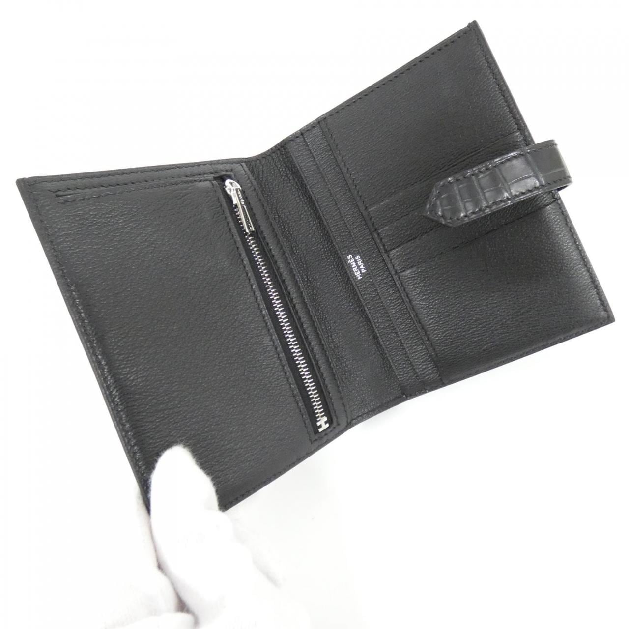 エルメス ベアン コンパクト モノクローム 財布