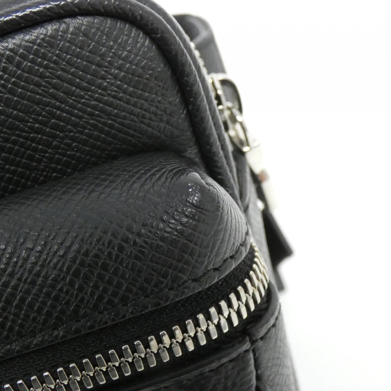 LOUIS VUITTON Taiga Rama Bum Bag Outdoor M30245 Shoulder Bag