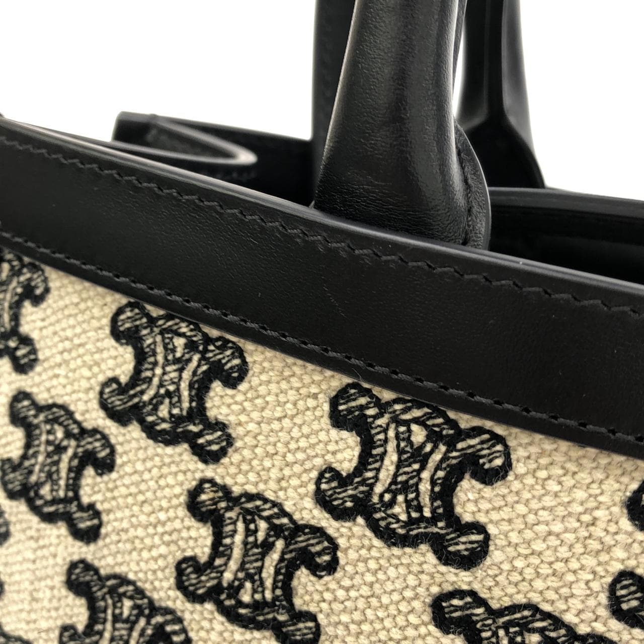 セリーヌ スモール バーティカル カバ 194352CS8 バッグ