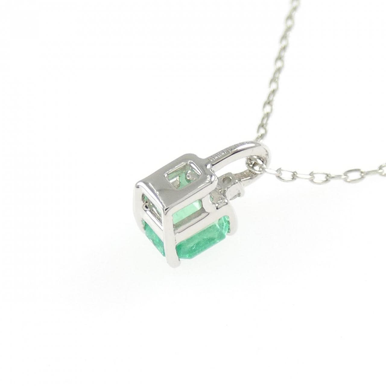 PT950 エメラルド ネックレス 0.30CT