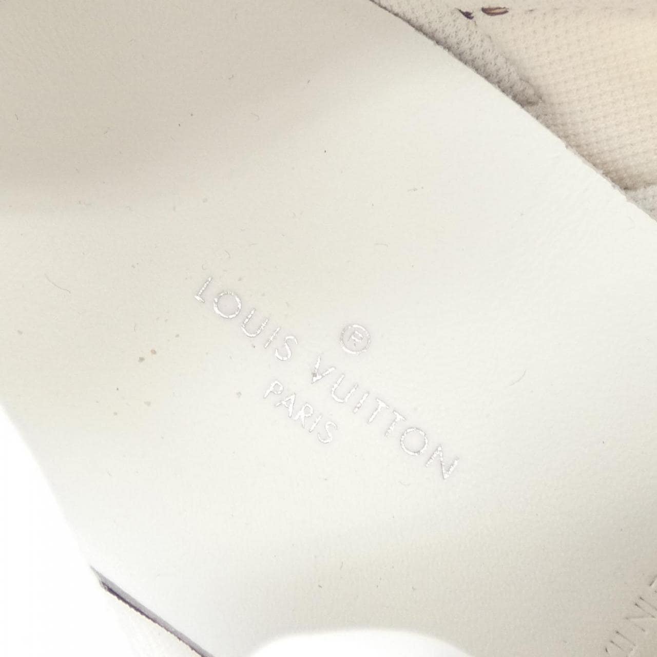 ルイヴィトン LOUIS VUITTON LVアークライトライン スニーカー