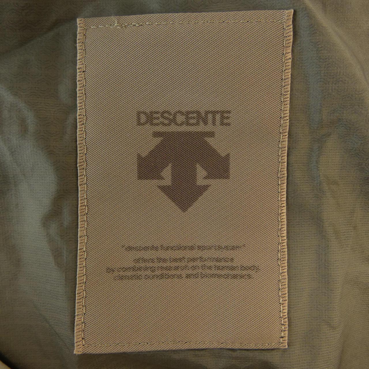 デサント DESCENTE ダウンジャケット