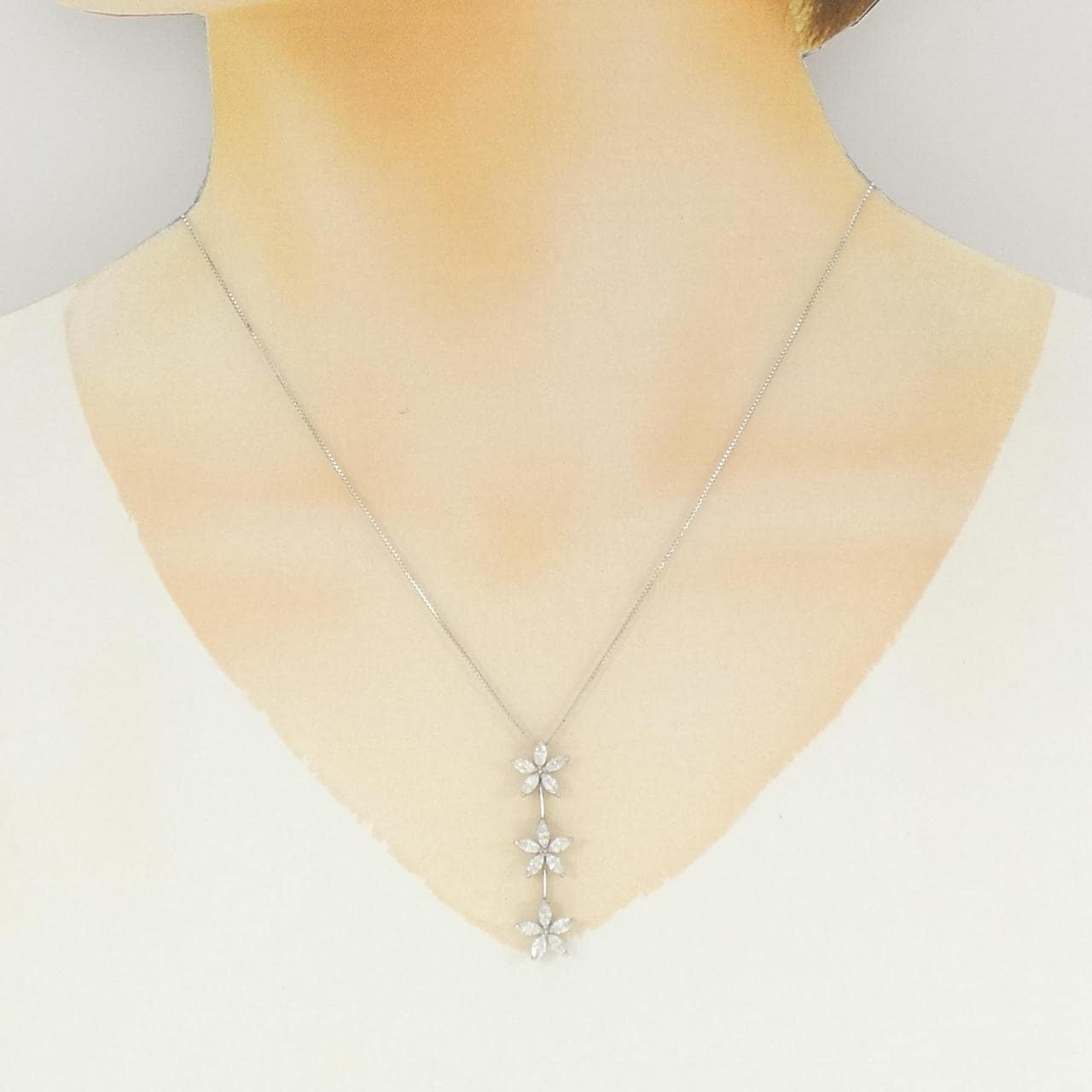 K18WG フラワー ダイヤモンド ネックレス 1.08CT