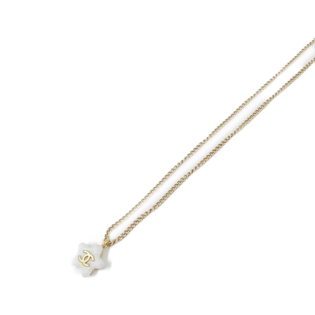 CHANEL necklace