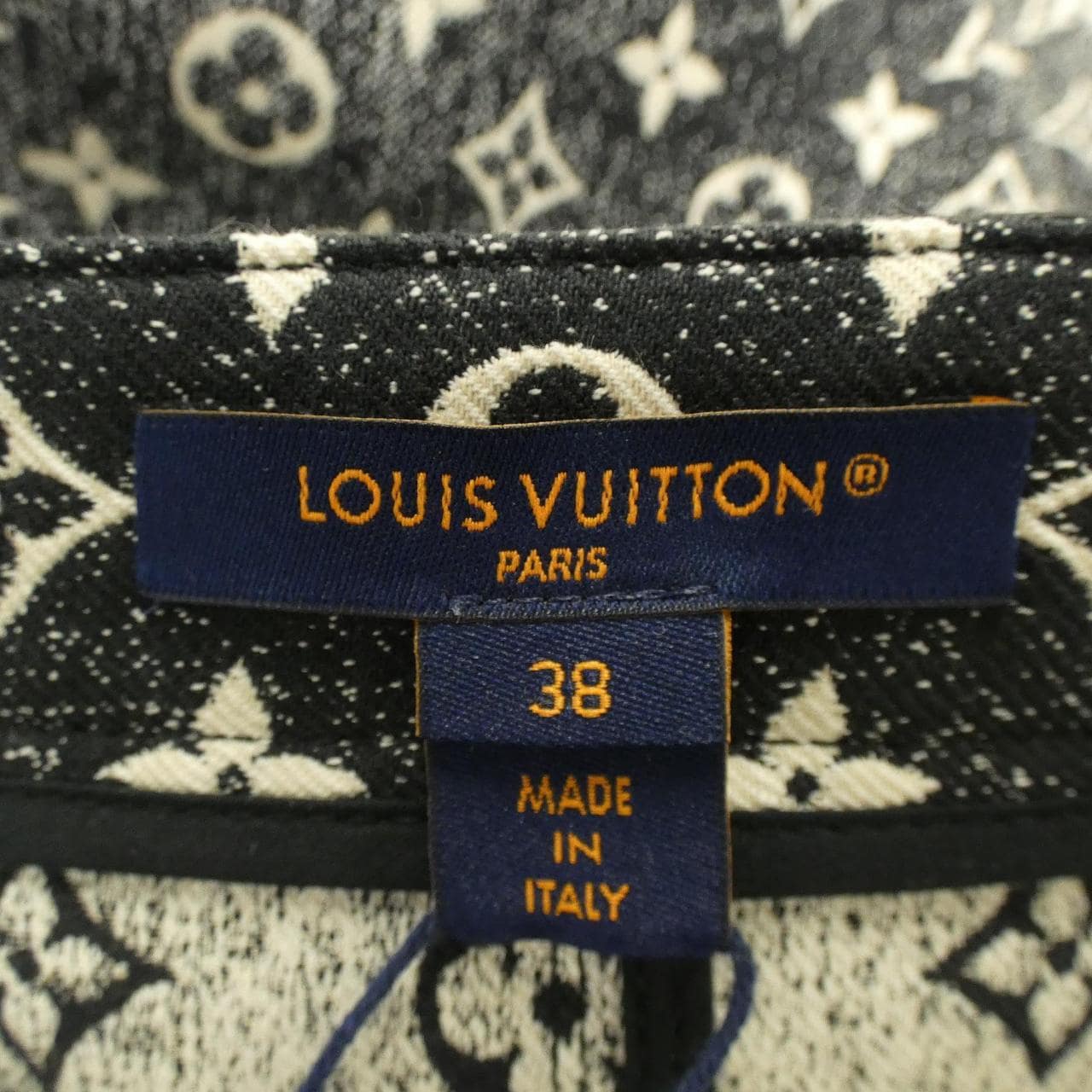 LOUIS VUITTON FSSK50KJ2 半身裙