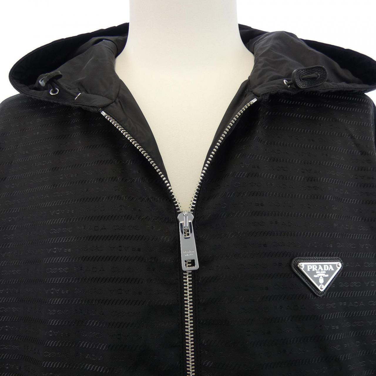 プラダ PRADA トライアングルロゴ RE-NYLON SGC057 S221 11FC ブルゾン