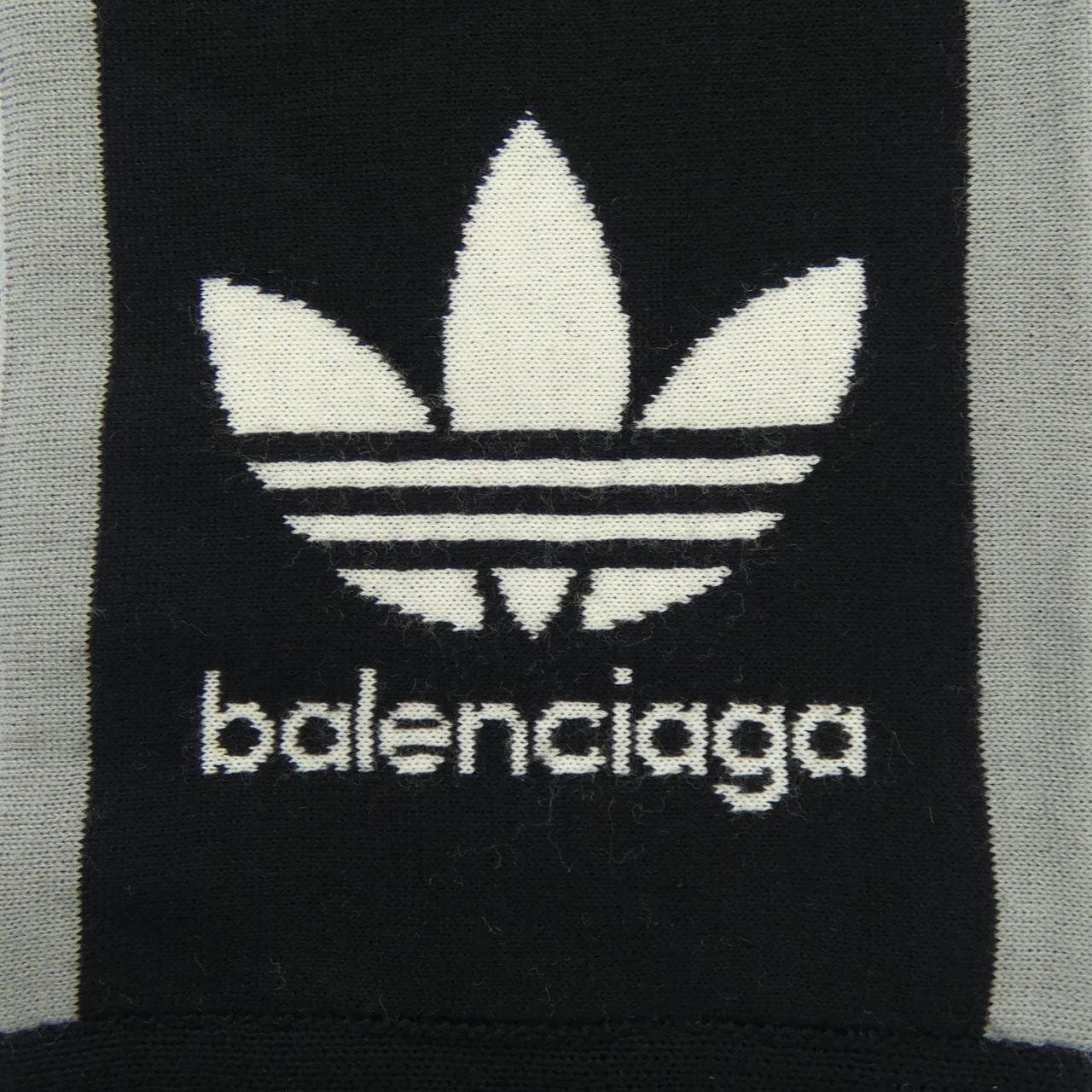 バレンシアガ BALENCIAGA 724010 484B0 MUFFLER
