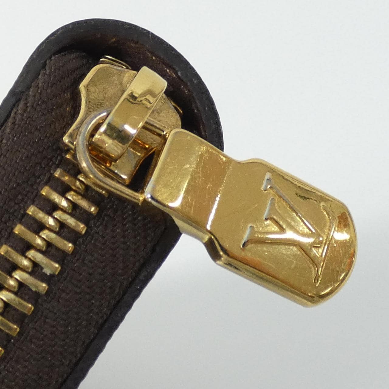 LOUIS VUITTON Monogram拉链收纳夹M62581 錢包