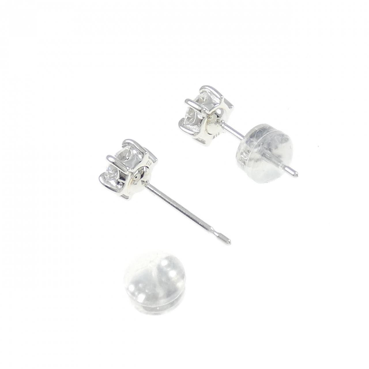PT900 ソリティア ダイヤモンド ピアス 0.827CT