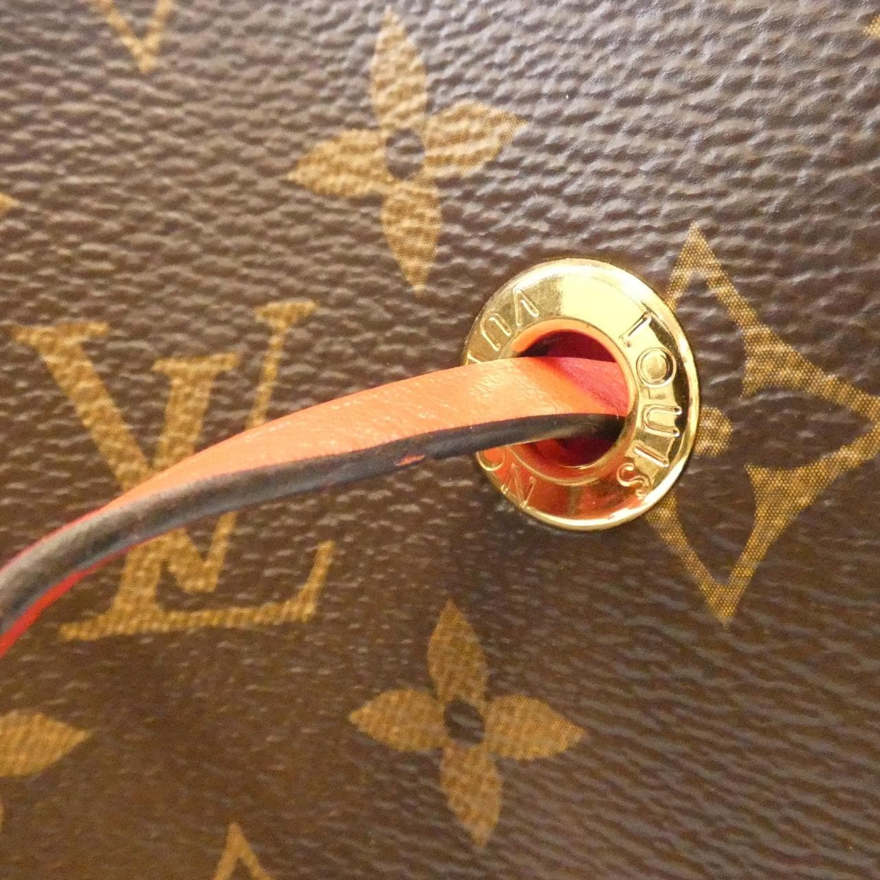 ルイヴィトン モノグラム ネオ ノエ MM M44021 ショルダーバッグ