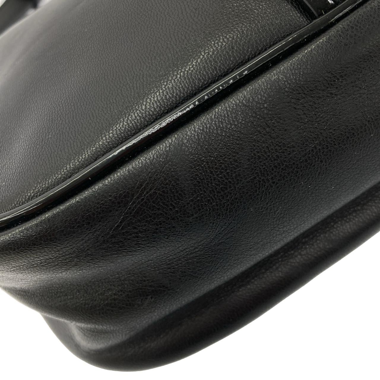 サルヴァトーレフェラガモ 21 E168 ショルダーバッグ