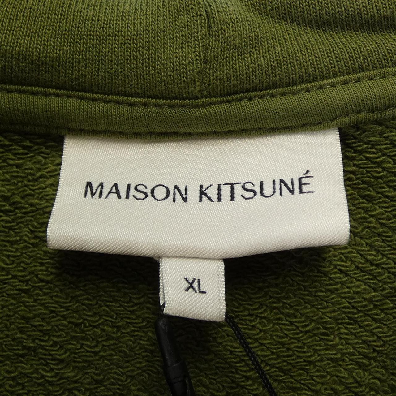 メゾンキツネ MAISON KITSUNE LM00706KM0001 パーカー