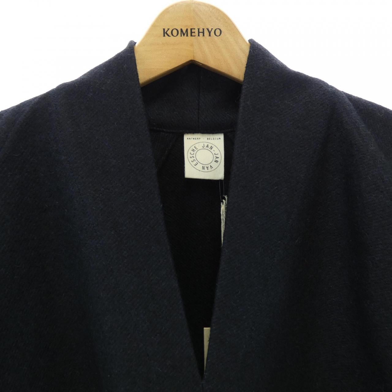 ヤンヤンヴァンエシュ JAN-JAN VANESSCHE トップス