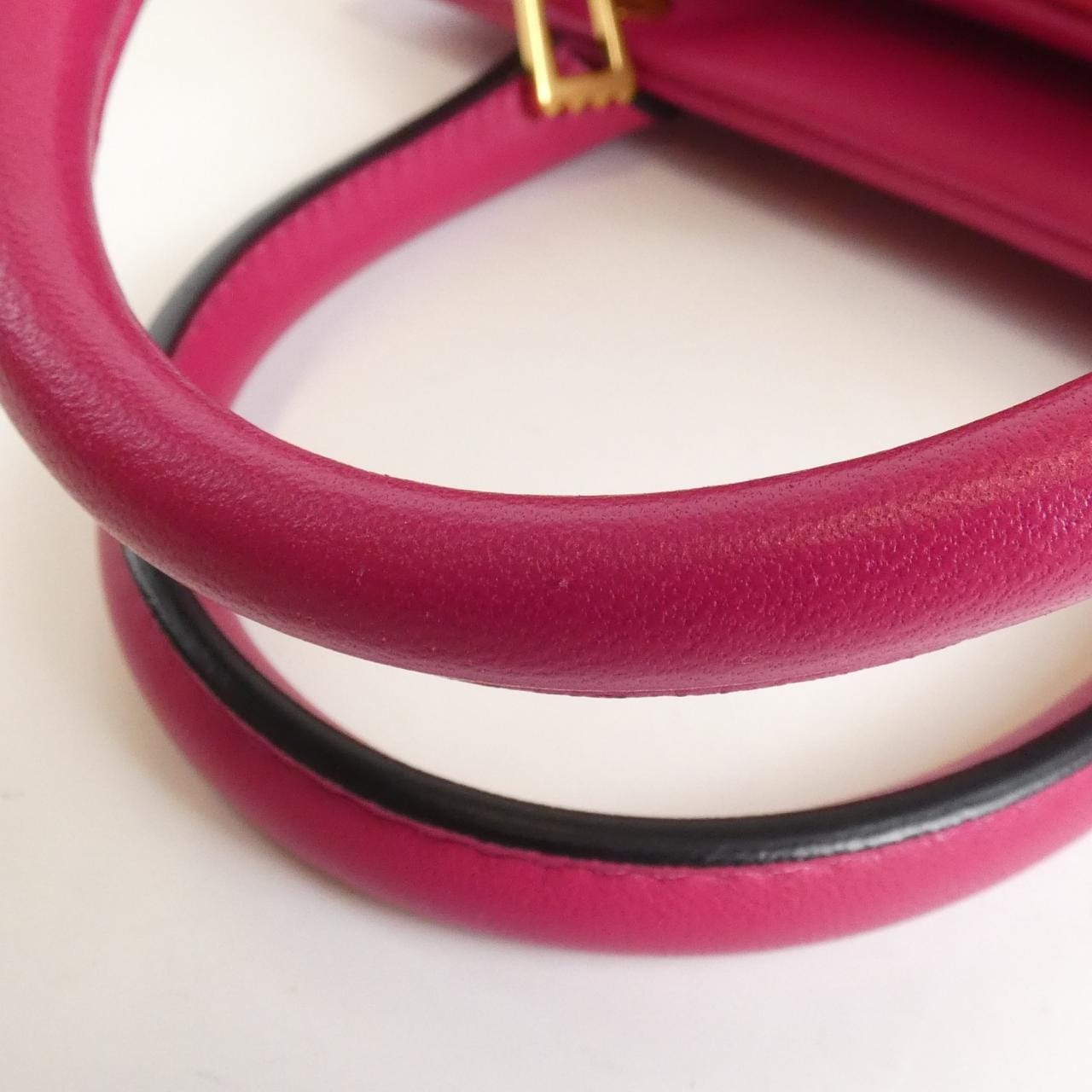 ヴァレンティノガラヴァーニ XW0B0K59HHX バッグ