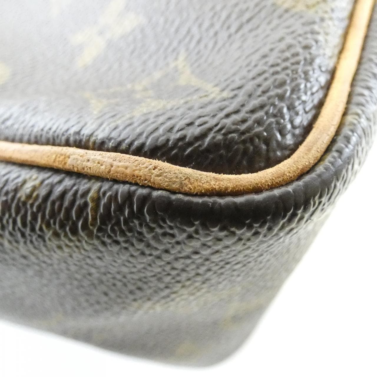 ルイヴィトン モノグラム ヴィバ シテ PM M51165 ショルダーバッグ