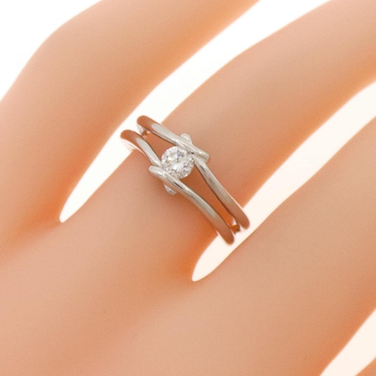 PT900 ダイヤモンド リング 0.18CT