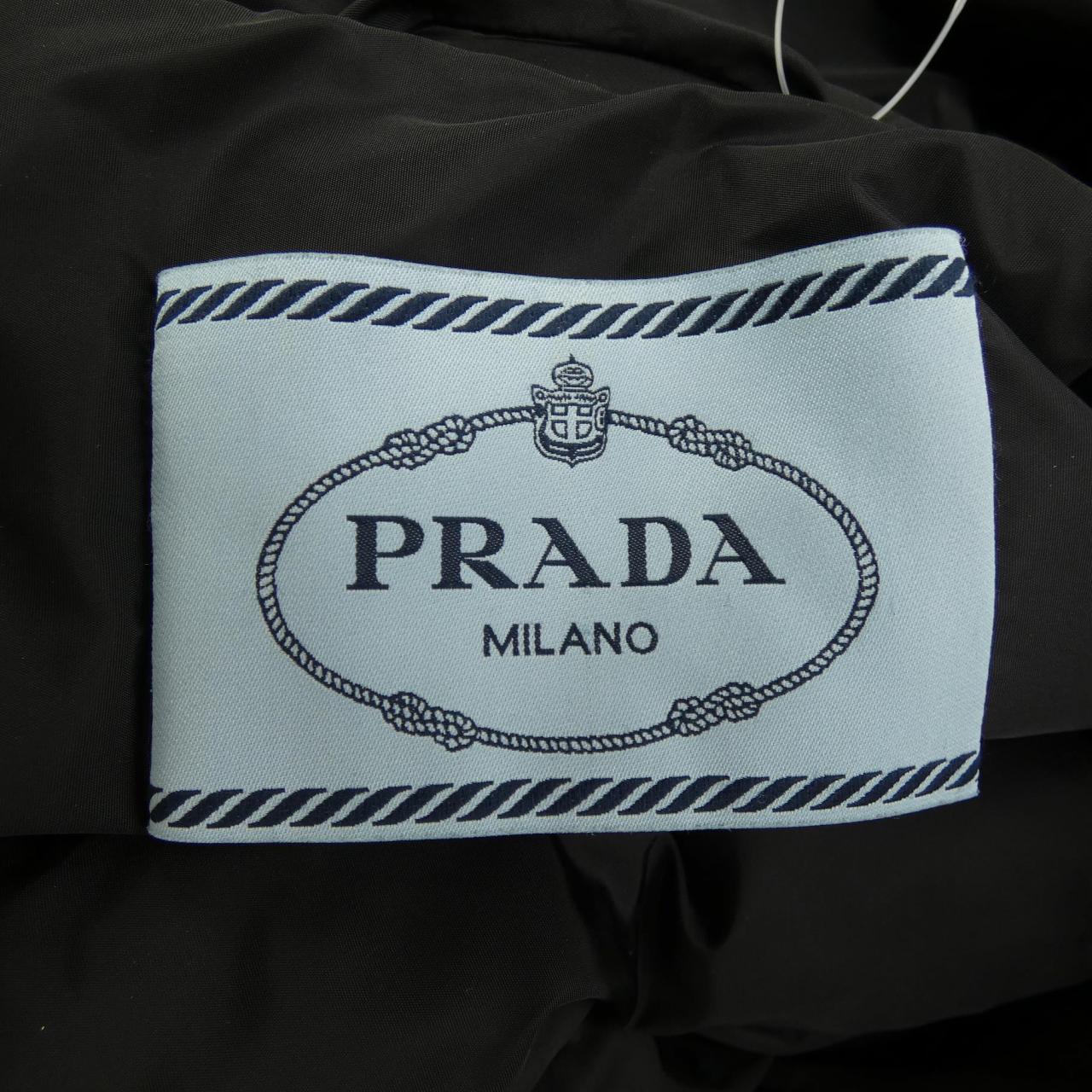 プラダ PRADA トライアングルロゴ 290696 S152 Q04 ダウンコート