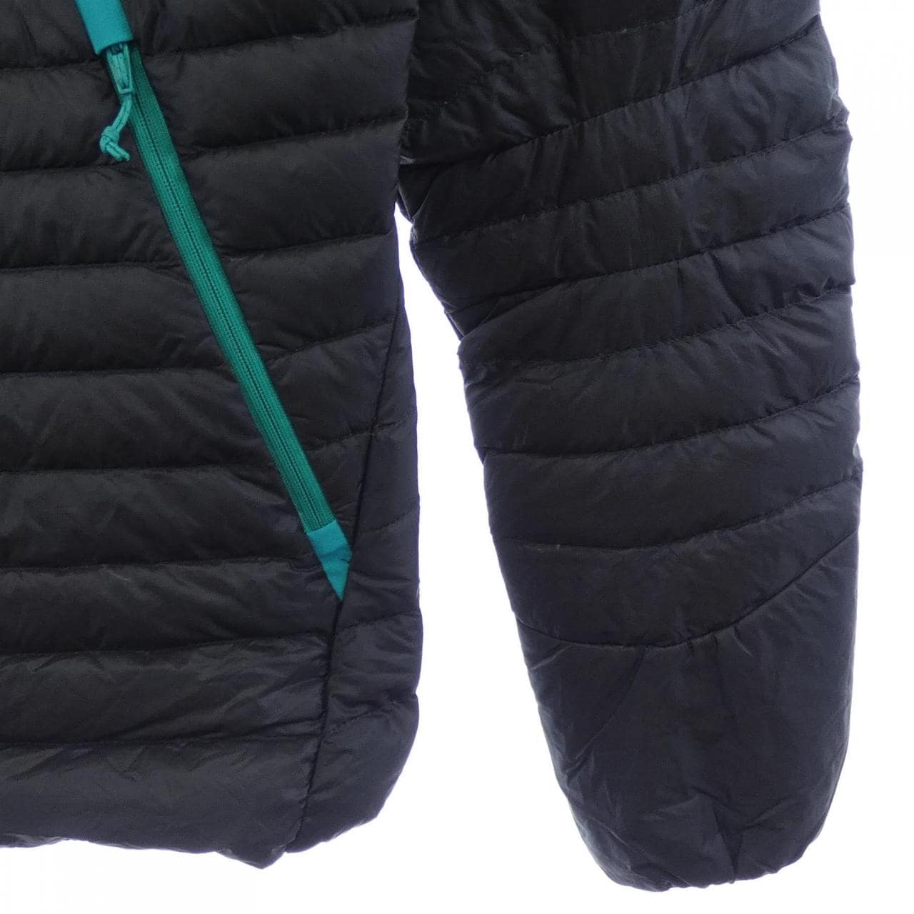 アークテリクス ARC'TERYX ダウンジャケット