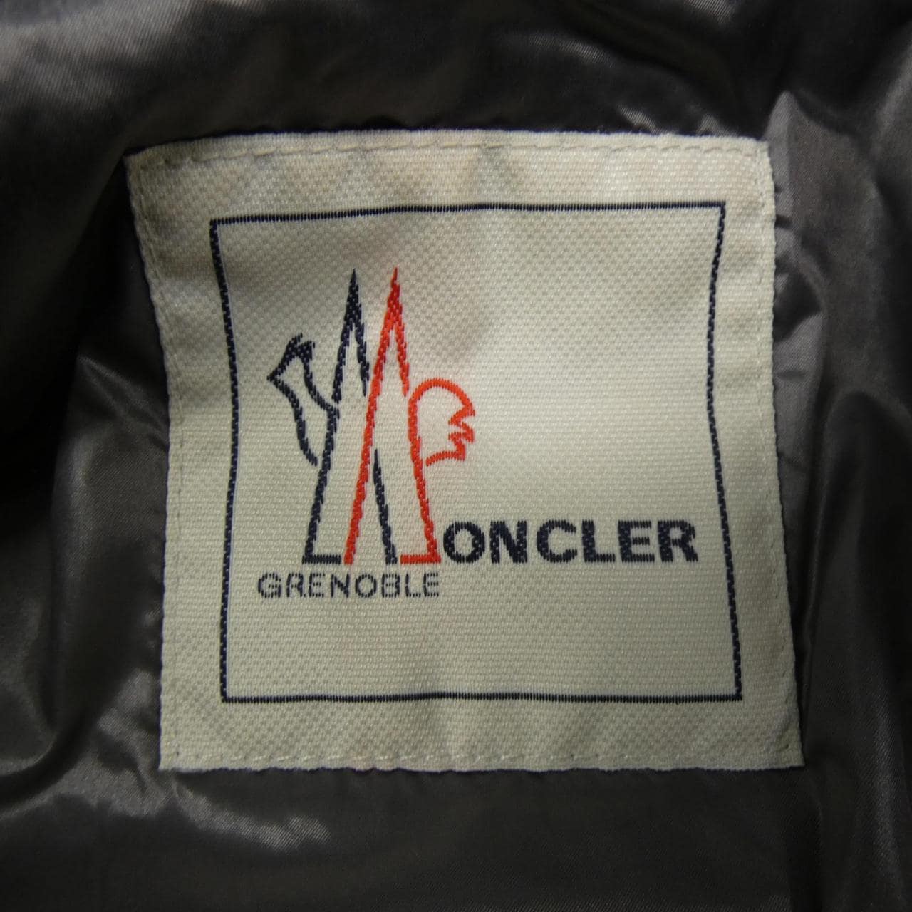 MONCLER GRENOBLE蒙克勒格勒诺布尔羽绒夹克
