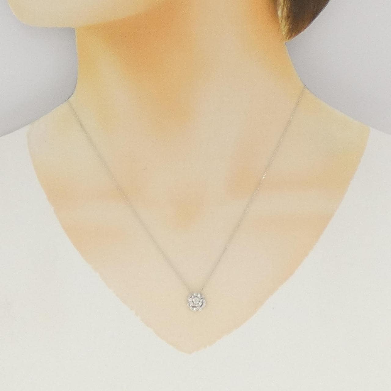 ヴァンドーム ローズ ダイヤモンド ネックレス 0.11CT