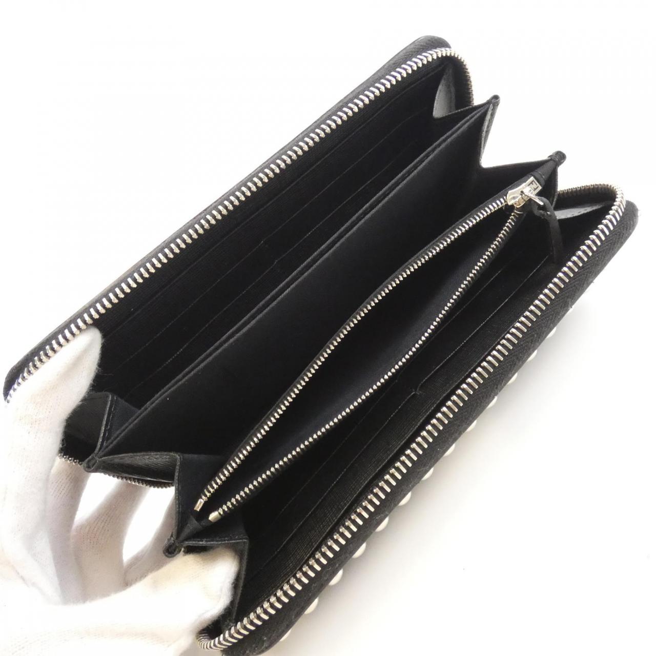 フェンディ　カーリト 8M0299 7MP 財布