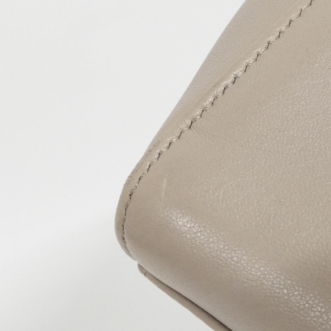 フェンディ ピーカブー ミニ 8BN244 68H バッグ