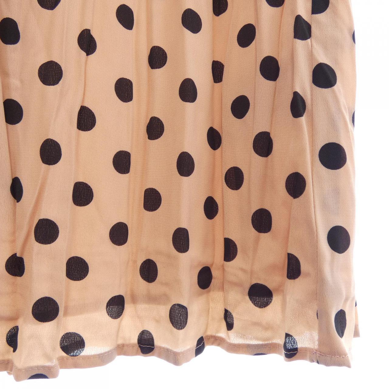 ザニューハウス THE NEWHOUSE トップス