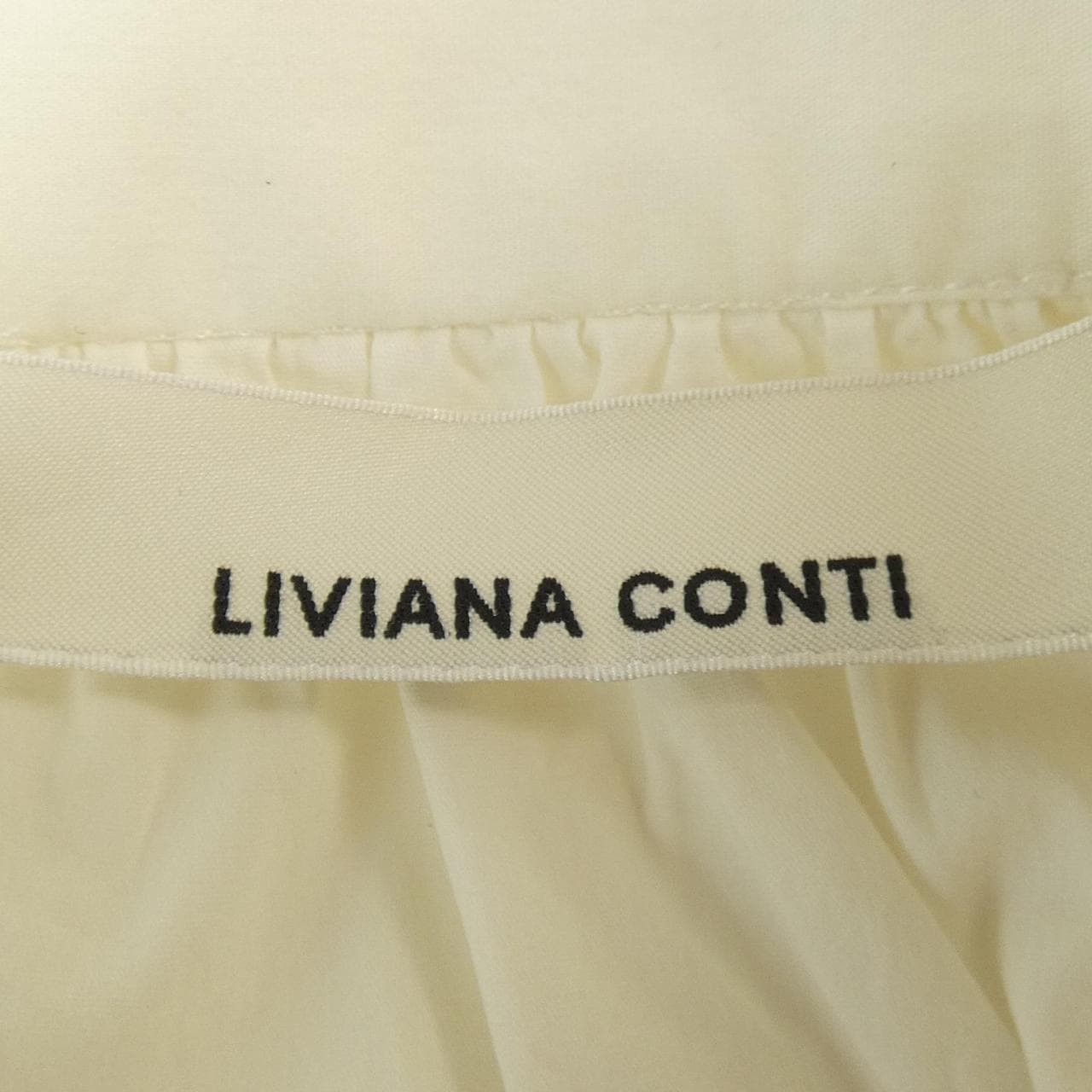 リビアナコンティ LIVIANA CONTI トップス