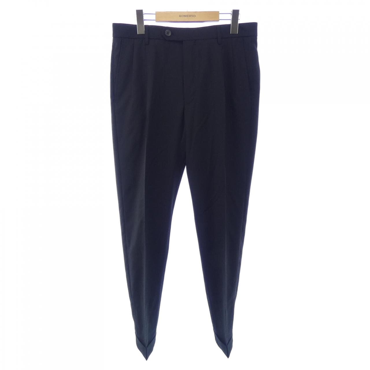 ジーティーアー G.T.A パンツ