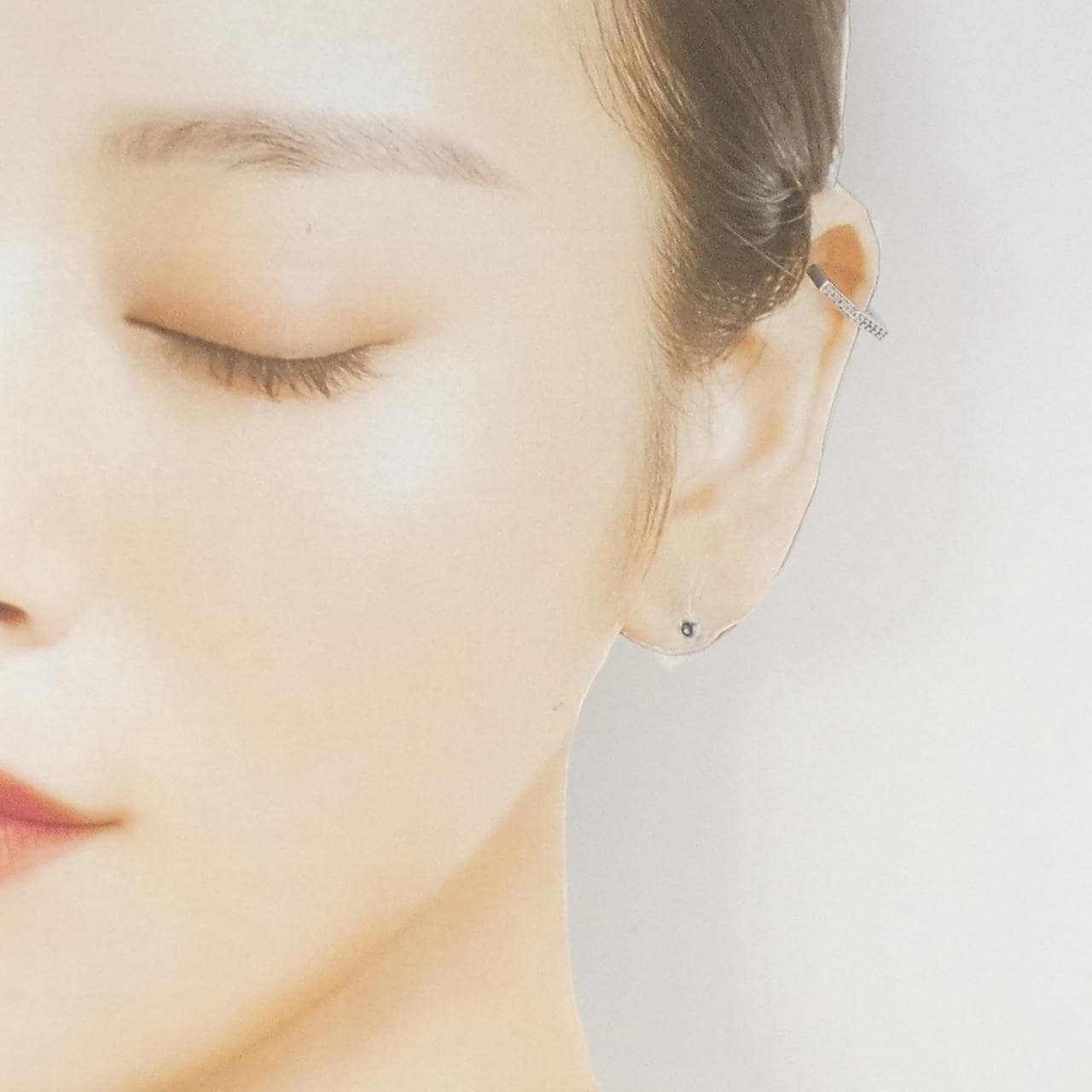 Hirotaka八角形耳夹 0.07CT单耳