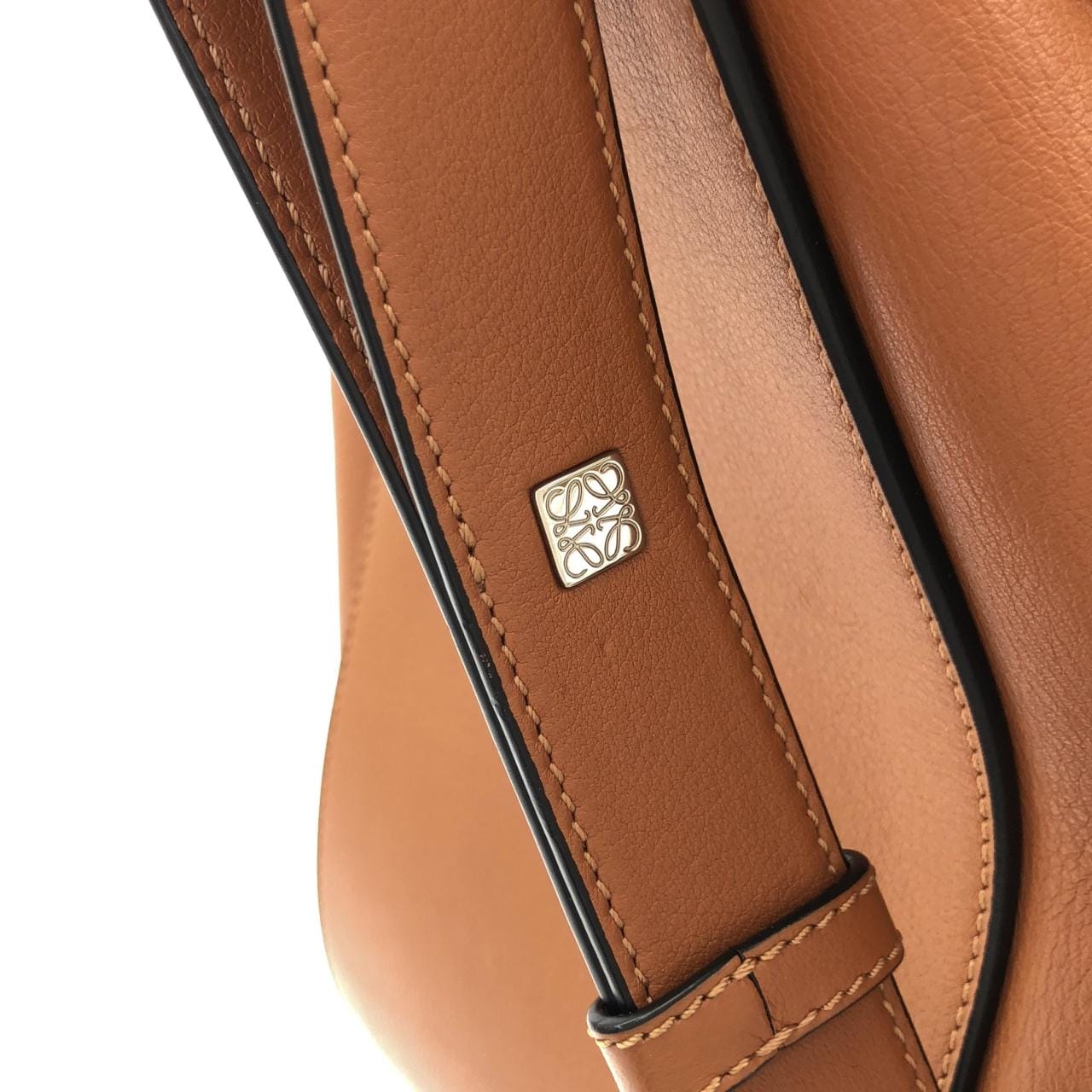 ロエベ ハンモック ミディアム 387 30 T38 ショルダーバッグ