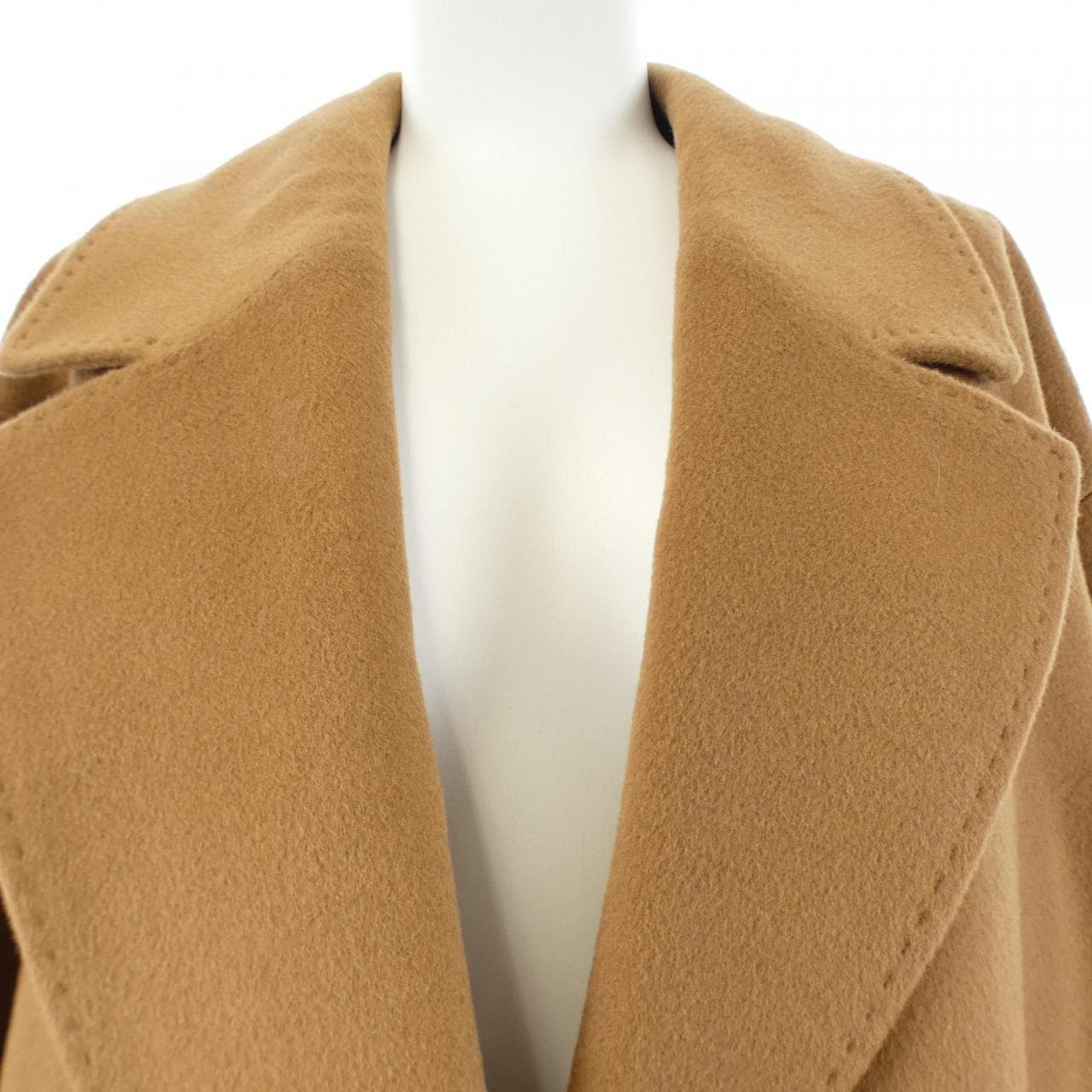 ニジュウサンク 23区 コート