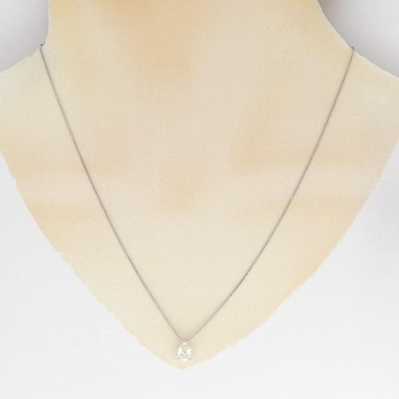 PT900/PT850 Diamond Necklace 0.804CT