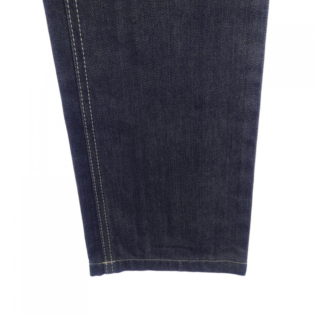 バレンシアガ BALENCIAGA 203325　TP439 ジーンズ