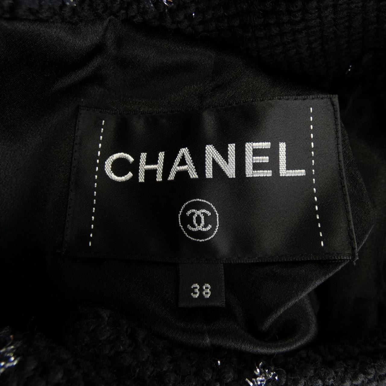 CHANEL CHANEL Court