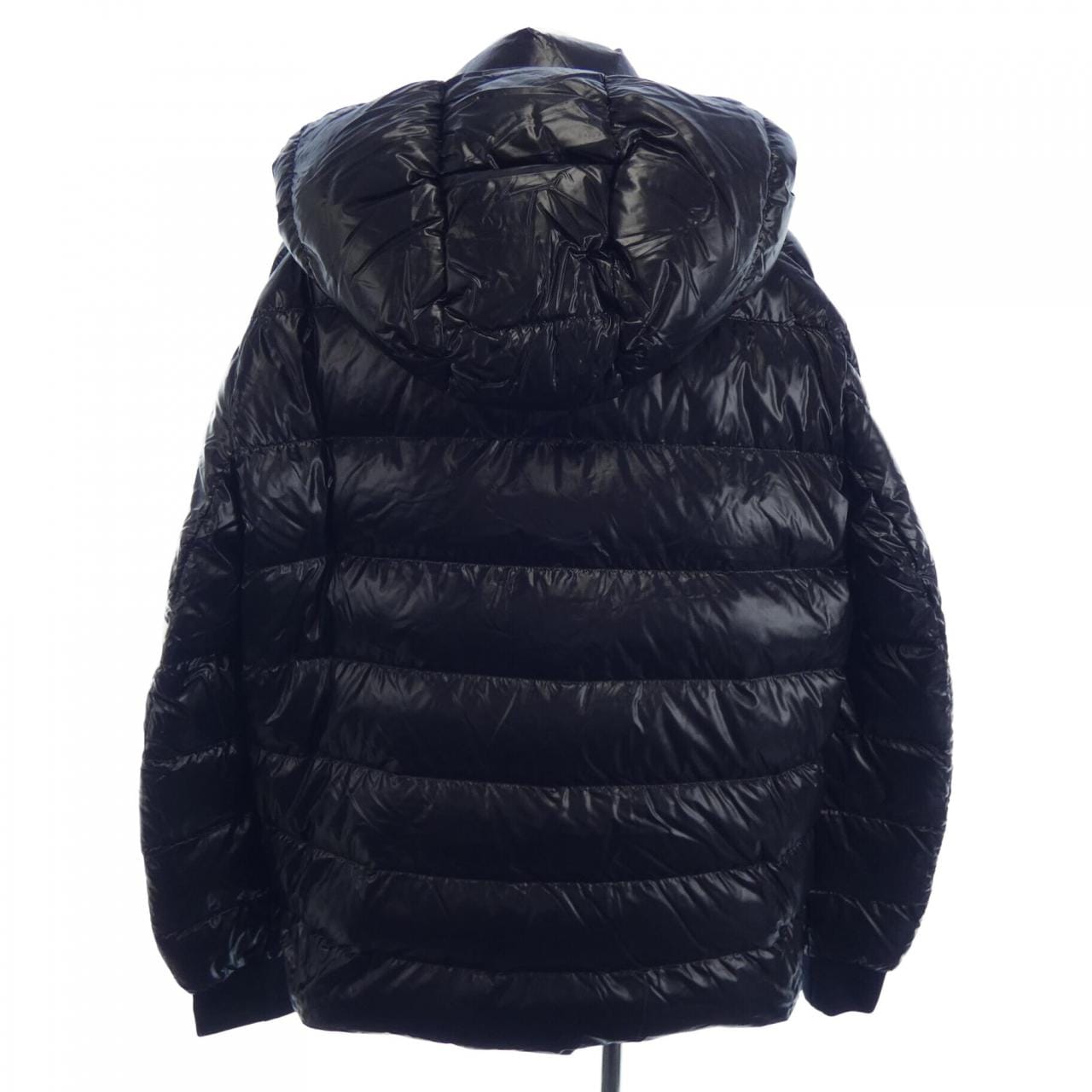 モンクレール MONCLER ダウンジャケット