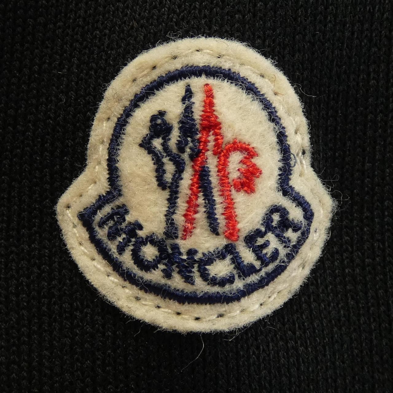 モンクレール MONCLER ダウンジャケット